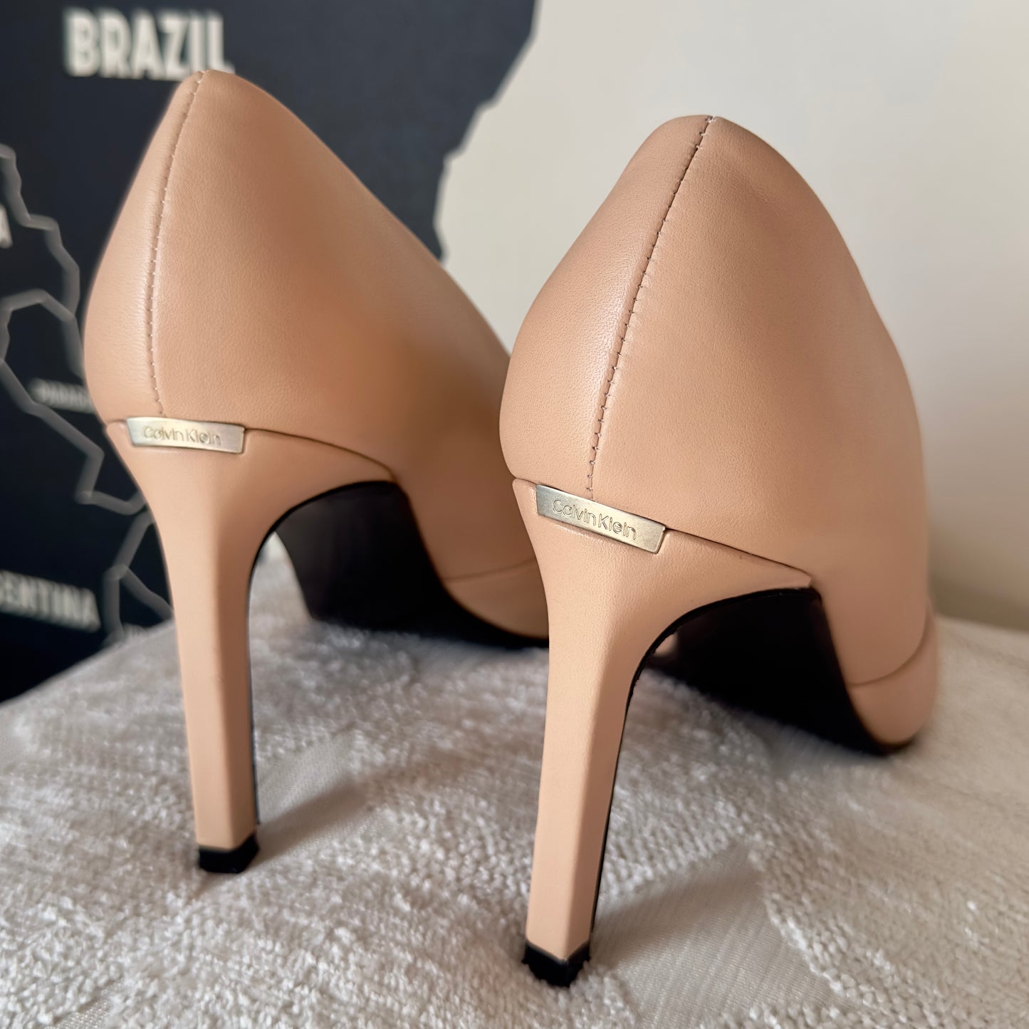 CALVIN KLEIN -Classic Heels -Vintage Beige